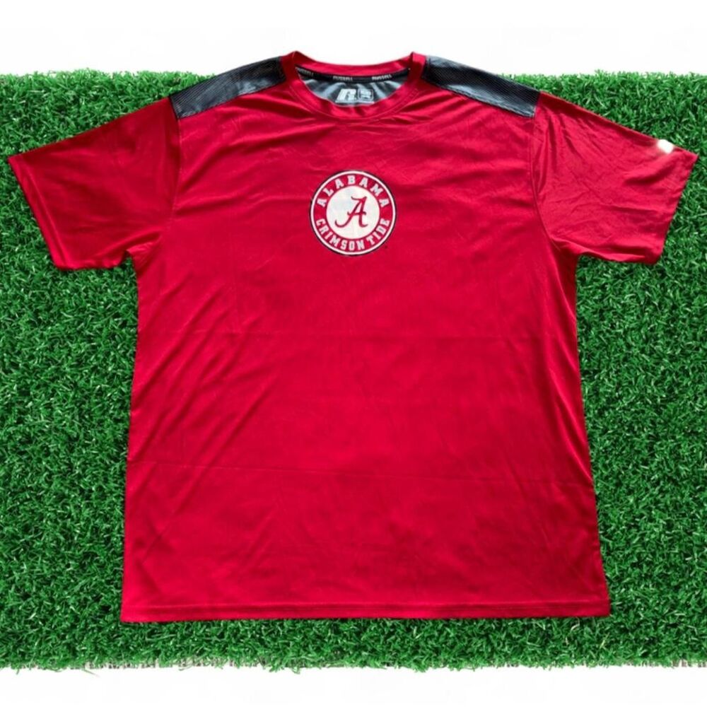 Russell-athletic Men's Red and Burgundy T-shirt
